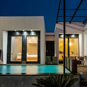 Aqua Beautique Poolvilla 펜션 제주
