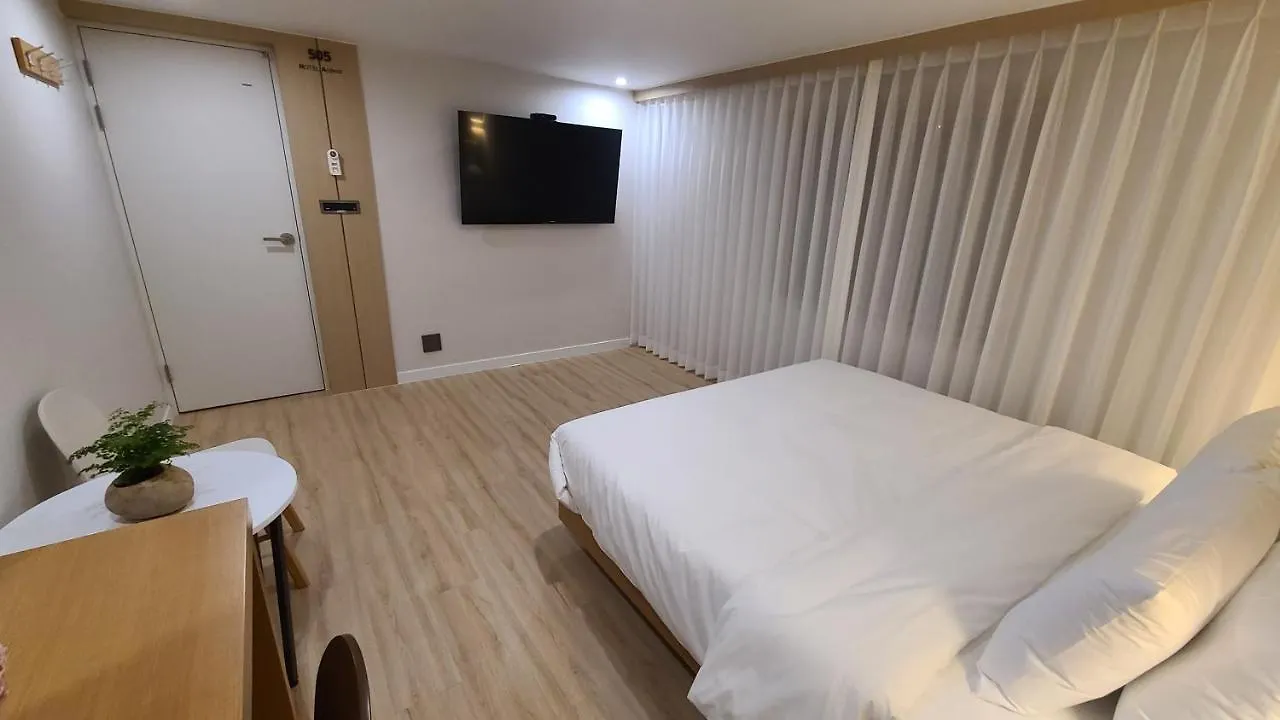 Hotel Andrest Μπουσάν 2*,  Νότια Κορέα