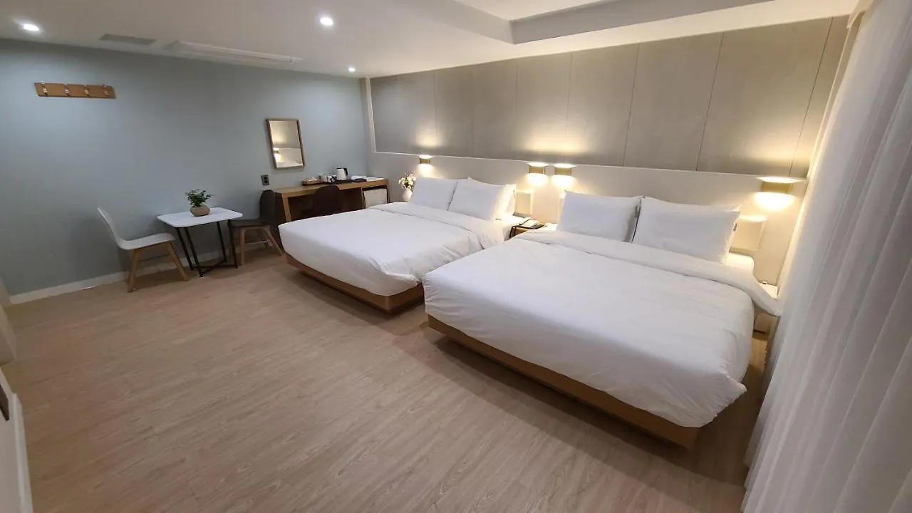 Μοτέλ Hotel Andrest Μπουσάν